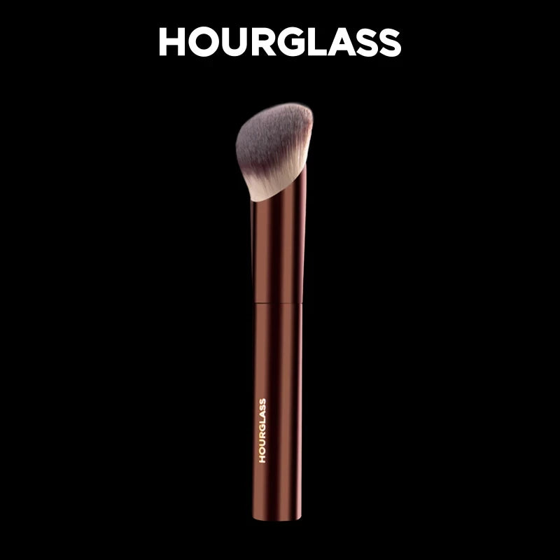 Ambient Soft Glow Foundation Brush